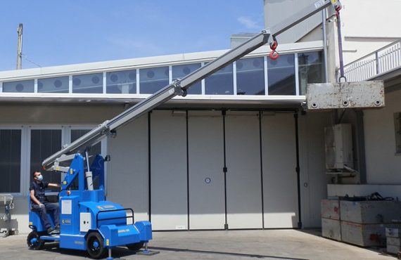 Elektrický jeřáb s maximální nosností do 5 000 kg.