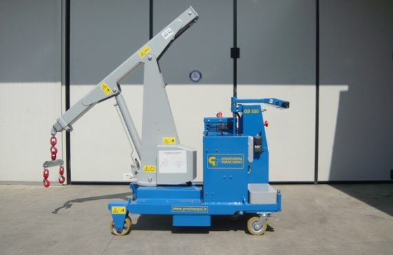 Mobile crane with capacity up 750 кг.
